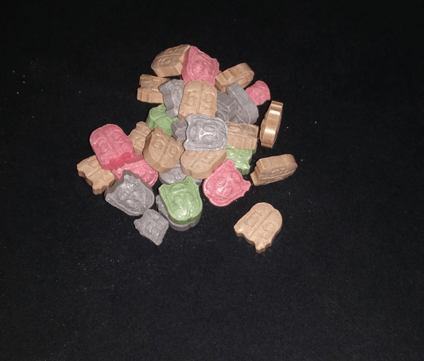 130 XTC Rainbow Takashi 69 MDMA Pills – 265mg – Buy Online